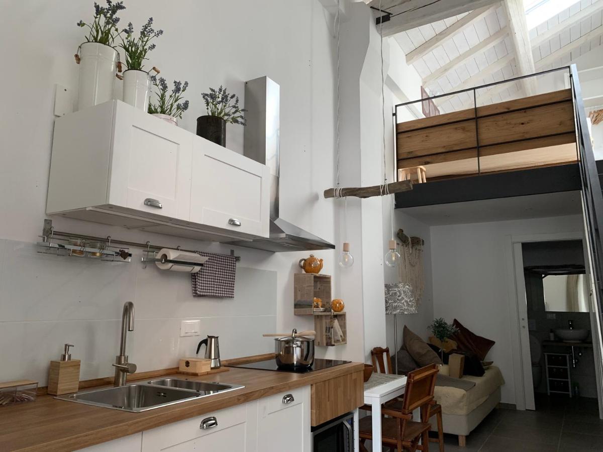 Bed and Breakfast Metroloft Болонья Экстерьер фото
