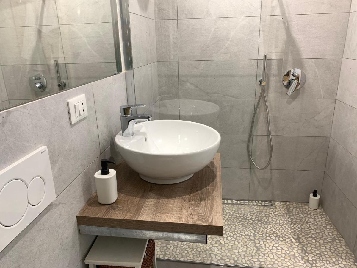Bed and Breakfast Metroloft Болонья Экстерьер фото